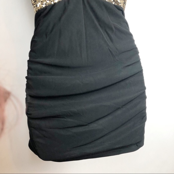 Black & Gold Sequin Stretch Bodycon Mini Dress - Picture 7 of 8